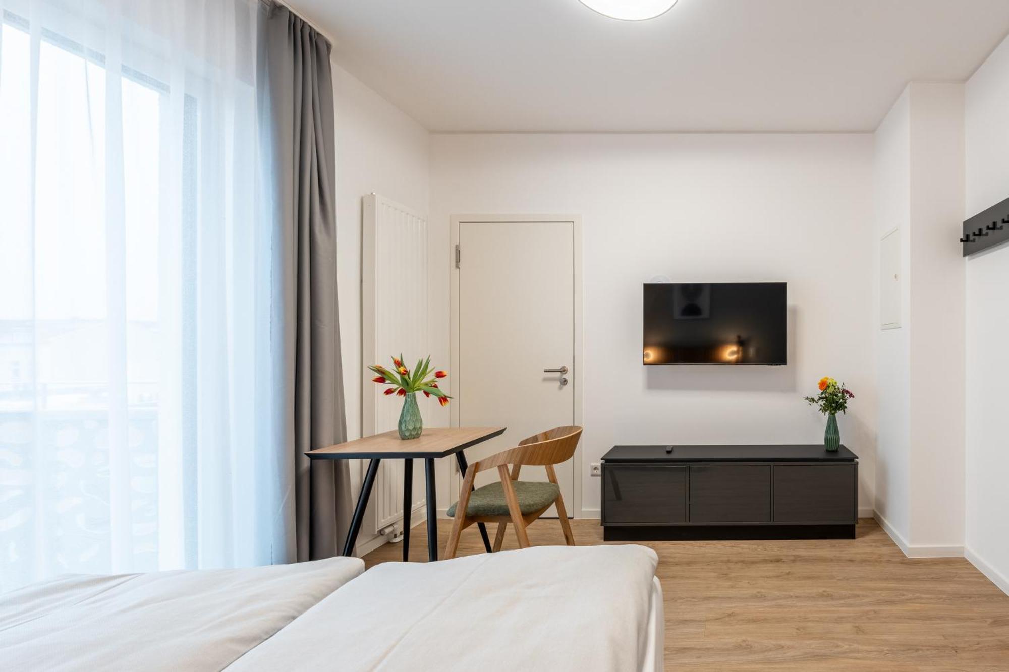 Nena Apartments Berlin Adlershof Buitenkant foto