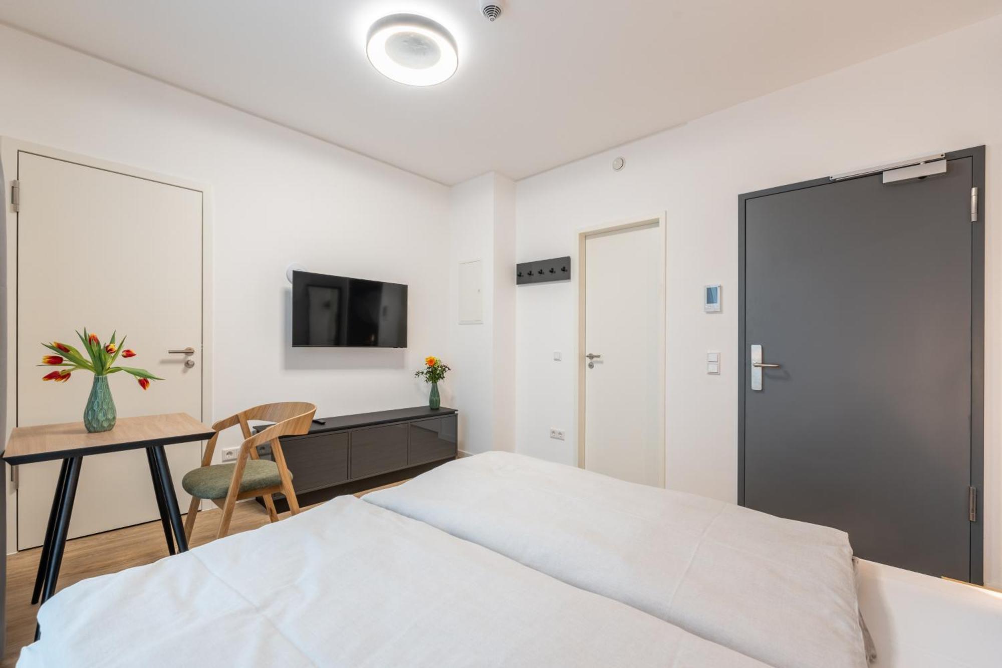 Nena Apartments Berlin Adlershof Buitenkant foto